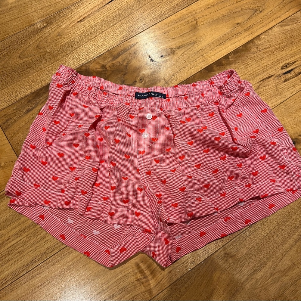Brandy Melville Red Heart Patterned Women's Shorts